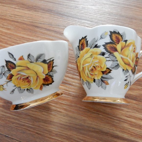 china cream & sugar - Picture 3 of 4